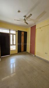 Image of 850 Sq.ft 2 BHK Apartment / Flat for sale in Supertech Livingston, Crossings Republik, Ghaziabad for Rs. 7200000