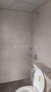Bathroom Image of 600 Sq.ft 1 BHK Apartment / Flat for rent in A And O Excellente, Mulund West Mumbai for Rs. 28000
