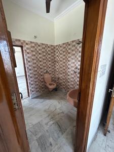 Bathroom Image of 4500 Sq.ft 3.5 BHK Builder Floor for rent in Sector 59 Mohali for Rs. 41000