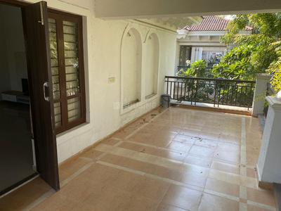 Balcony Image of 4950 Sq.ft 4 BHK Villa for sale in Adalaj Gandhinagar for Rs. 130000000