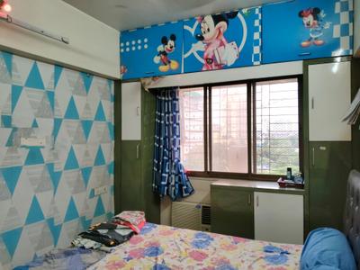Bedroom Image of 910 Sq.ft 2 BHK Apartment / Flat for rent in Kasarvadavali Thane for Rs. 28000