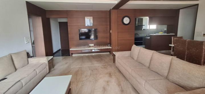 Ratnaakar Caledonia Main Image 1