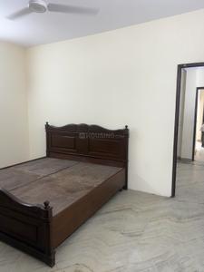 Bedroom Image of 1800 Sq.ft 2 BHK Apartment / Flat for rent in Gangotri Enclave , Alaknanda New Delhi for Rs. 65000