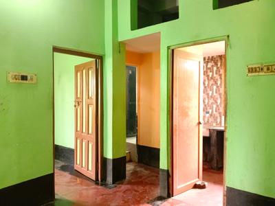 Living Room Image of 630 Sq.ft 2 BHK Apartment / Flat for rent in Mourigram Howrah for Rs. 8300