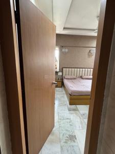Bedroom Image of 910 Sq.ft 2 BHK Apartment / Flat for rent in Bandra East Mumbai for Rs. 80000