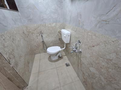 Bathroom Image of 950 Sq.ft 2 BHK Builder Floor for rent in JP Nagar Bengaluru for Rs. 25500