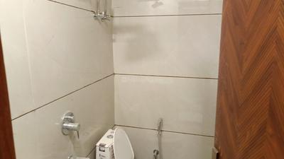 Image of 550 Sq.ft 2 BHK Builder Floor for sale in Laxmi Nagar, New Delhi for Rs. 6400000