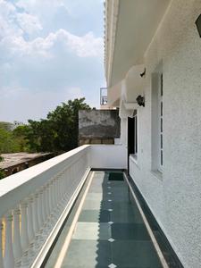 Bedroom Three Image of 3300 Sq.ft 4 BHK Builder Floor for rent in DLF Phase 3 Gurgaon for Rs. 150000