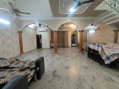 Hall Image of 3500 Sq.ft 3.5 BHK Independent House for rent in Sector 40 Noida for Rs. 125000