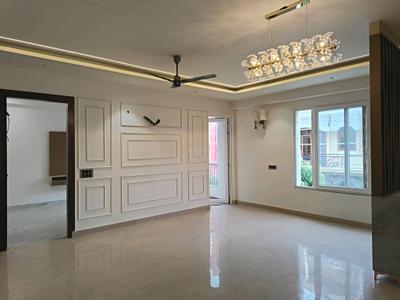 Living Room Image of 2050 Sq.ft 4 BHK Builder Floor for sale in Vasundhara Ghaziabad for Rs. 27500000