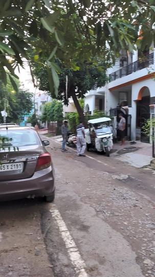 Vipul Khand 4, Gomti Nagar Main Image 1