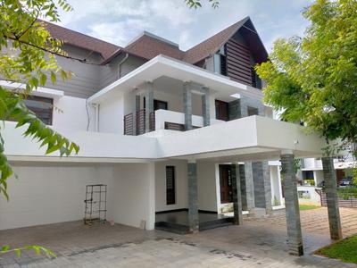 Image of 5500 Sq.ft 4 BHK Villa for sale in Kalamassery, Kochi for Rs. 70000000