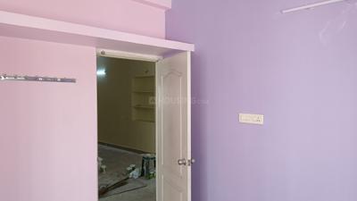 Bedroom Image of 1000 Sq.ft 2 BHK Independent House for rent in Pallikaranai Chennai for Rs. 18000