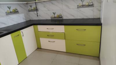 Kitchen Image of 900 Sq.ft 2 BHK Apartment / Flat for rent in Amanora Aspire Towers, Hadapsar Pune for Rs. 45000