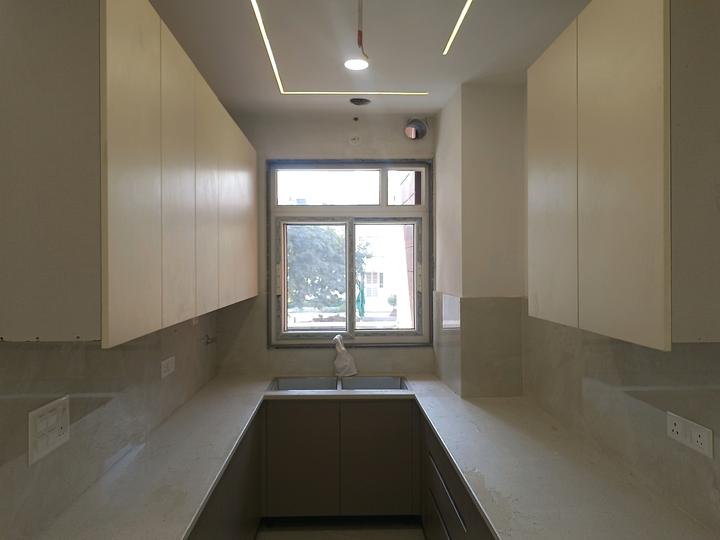 Sector 42, Green Field Colony Main Image 1