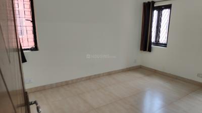 Bedroom Image of 1050 Sq.ft 2 BHK Apartment / Flat for sale in DDA Flats Munirka, Munirka New Delhi for Rs. 25500000