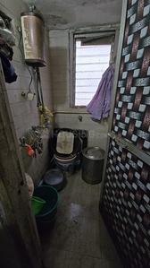 Bathroom Image of 330 Sq.ft 1 RK Apartment / Flat for sale in Dahisar West Mumbai for Rs. 7000000
