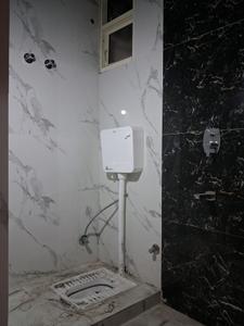 Common Bathroom Image of 850 Sq.ft 2 BHK Apartment / Flat for sale in Hark Sai Apartment, Sector 89 Noida for Rs. 3400500