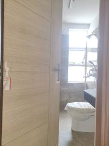 Common Bathroom Image of 1710 Sq.ft 3.5 BHK Apartment / Flat for sale in KLJ The Imperial by KLJ Developers Pvt. Ltd., Faizupur Majra Neemka Faridabad for Rs. 17000000