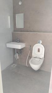 Dotom Isle Bathroom One 3