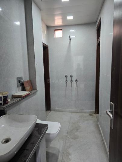Shastri Nagar Bathroom 1
