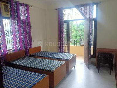Bedroom Image of Vishal Girls PG Near by Metro in Sector 61, Noida