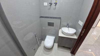 Image of 1043 Sq.ft 3 BHK Builder Floor for sale in Pochanpur Colony, New Delhi for Rs. 9500000