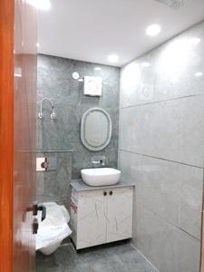 Common Bathroom Image of 2200 Sq.ft 4 BHK Apartment / Flat for sale in Ashwaryam Apartments, Sector 4 Dwarka New Delhi for Rs. 42000000