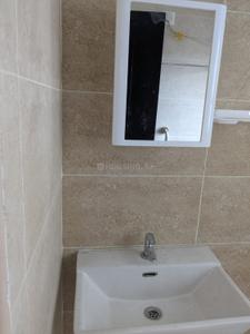 Bathroom Image of 700 Sq.ft 2 BHK Apartment / Flat for rent in Mega City, Peelamedu Coimbatore for Rs. 28000