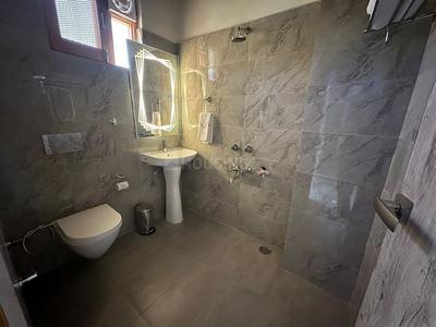 Bathroom Image of 2700 Sq.ft 4 BHK Builder Floor for sale in Naraina New Delhi for Rs. 55000000