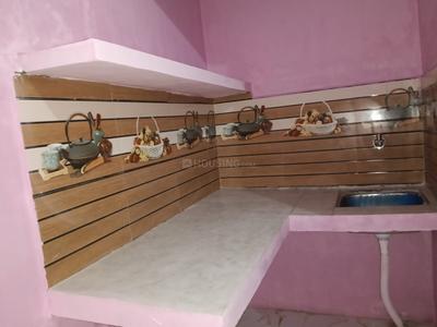 Kitchen Image of 450 Sq.ft 1 BHK Apartment / Flat for rent in Hallo Majra Chandigarh for Rs. 6000