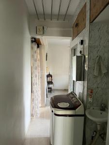 Bathroom Image of 600 Sq.ft 1 BHK Apartment / Flat for sale in Dahisar West Mumbai for Rs. 8500000