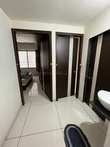 Bathroom Image of 2205 Sq.ft 3 BHK Apartment / Flat for sale in Vardan Shikhar 49, Motera Ahmedabad for Rs. 12000000
