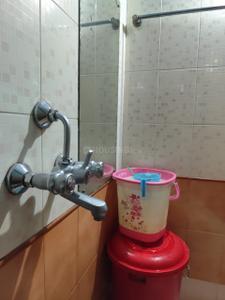 Bathroom Image of 885 Sq.ft 2 BHK Apartment / Flat for sale in Manorath Building, Kandivali West Mumbai for Rs. 17000000