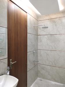 Common Bathroom Image of 1620 Sq.ft 3 BHK Builder Floor for sale in BPTP District 3, Sector 85 Faridabad for Rs. 18000000
