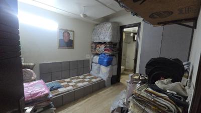Bedroom Image of 2500 Sq.ft 4 BHK Builder Floor for sale in Rajouri Garden New Delhi for Rs. 40000000