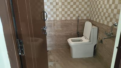 Bathroom Image of 600 Sq.ft 1 BHK Builder Floor for rent in Yemalur Bengaluru for Rs. 28000