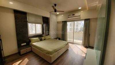 Bedroom Image of 2500 Sq.ft 4 BHK Apartment / Flat for rent in Harni Vadodara for Rs. 25000