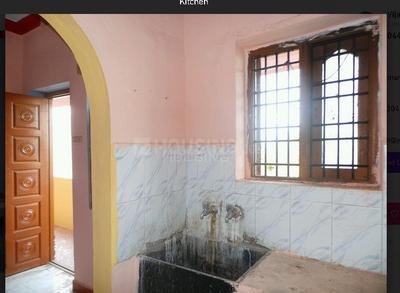 Kitchen Image of 1000 Sq.ft 1 BHK Independent House for rent in Kelambakkam Chennai for Rs. 7500