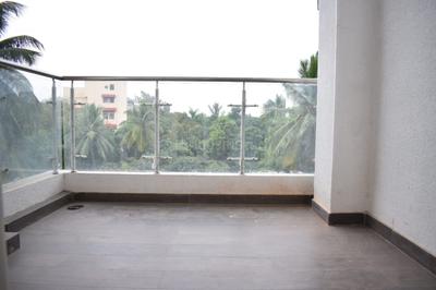 Balcony Image of 1600 Sq.ft 3 BHK Apartment / Flat for rent in Erandwane Pune for Rs. 56000