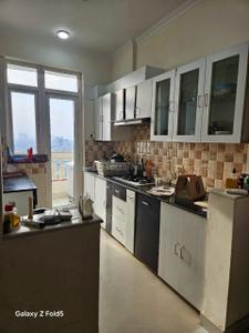 Kitchen Image of 1545 Sq.ft 3.5 BHK Apartment / Flat for sale in Amrapali Silicon City, Sector 76 Noida for Rs. 15500000