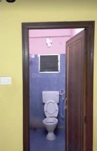 Bathroom Image of 950 Sq.ft 2 BHK Apartment / Flat for sale in Baranagar Kolkata for Rs. 4600000