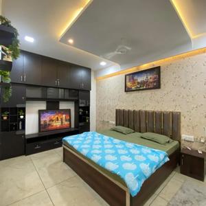 Bedroom Image of 1800 Sq.ft 3 BHK Builder Floor for rent in Nipania Indore for Rs. 34500