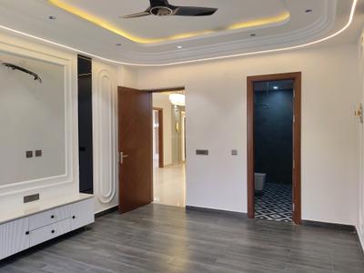 Bedroom Image of 2376 Sq.ft 5 BHK Villa for sale in Sector 57 Gurgaon for Rs. 75000000