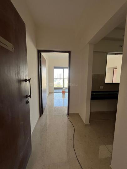 VJ Yashwin Nuovo Centro Main Image 1