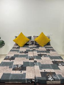 Bedroom Image of 300 Sq.ft 1 RK Apartment / Flat for rent in Kondapur Hyderabad for Rs. 12000