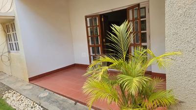 Balcony Image of 5080 Sq.ft 4 BHK Apartment / Flat for sale in UKN Miraya Rose, Whitefield Bengaluru for Rs. 57500000