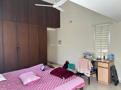 Bedroom Image of 1250 Sq.ft 1 BHK Apartment / Flat for rent in Arunoday Society, Alkapuri Vadodara for Rs. 14000