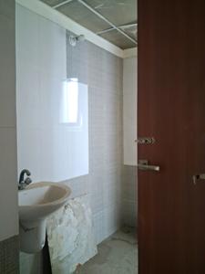 Common Bathroom Image of 950 Sq.ft 2 BHK Apartment / Flat for sale in Urbtech Xaviers, Sector 168 Noida for Rs. 7250000