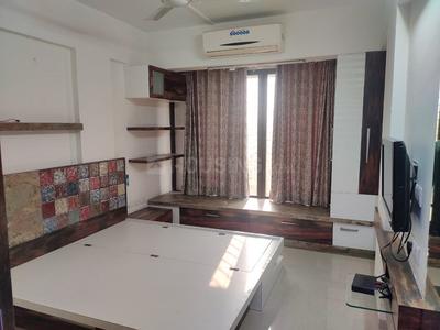 Bedroom Image of 998 Sq.ft 2 BHK Apartment / Flat for sale in Veena Saaz, Kandivali East Mumbai for Rs. 32000000